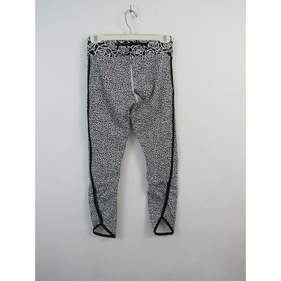 Lululemon Size 6 Real Quick Tight Miss Mosaic White / Posey Black White - Picture 7 of 9